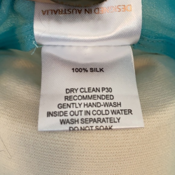 Kooey by Sherri Lee Silk Cocoon Kimono - Picture 5 of 5